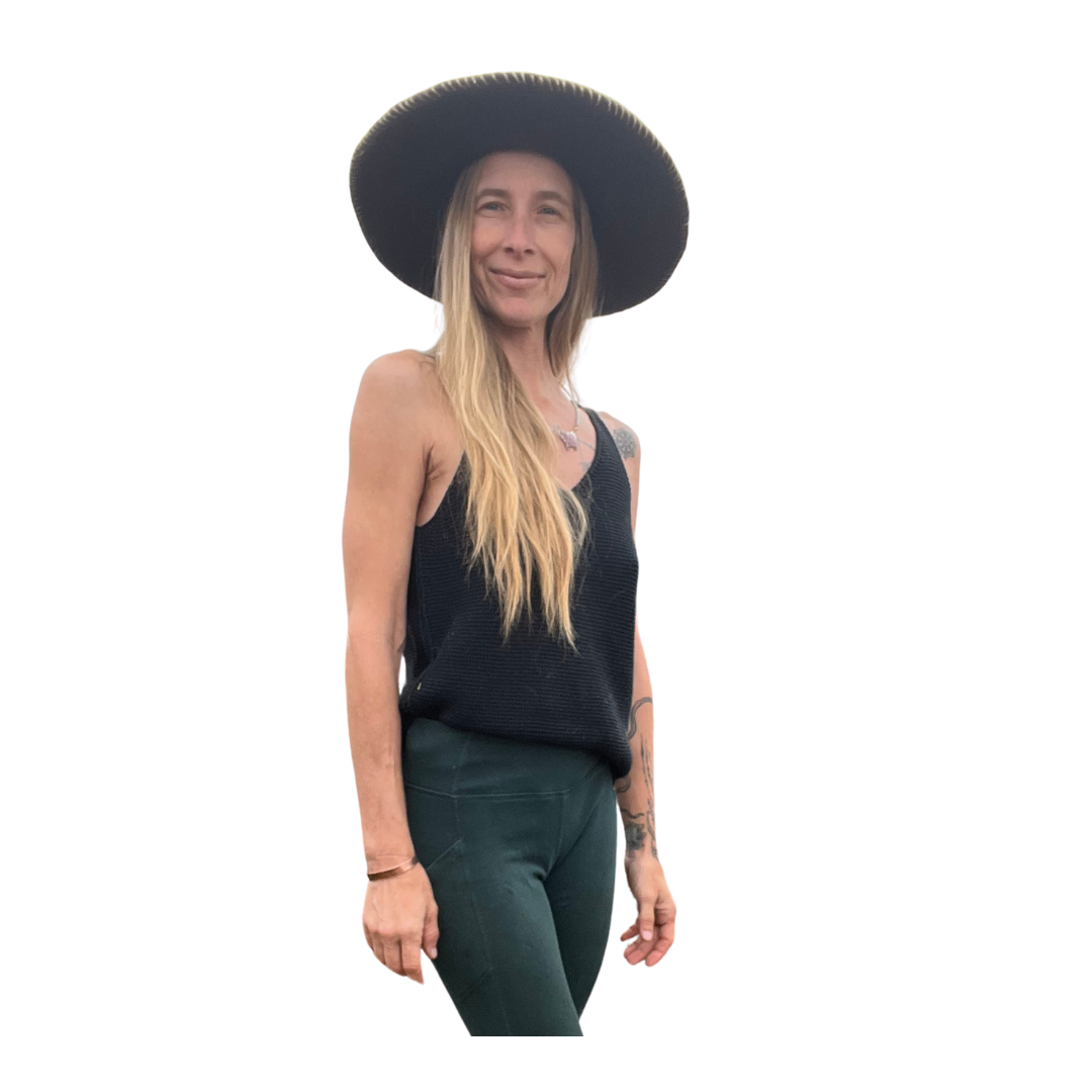 Alpaca V-Tank | Cream or Black