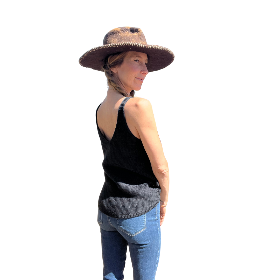 Alpaca V-Tank | Cream or Black
