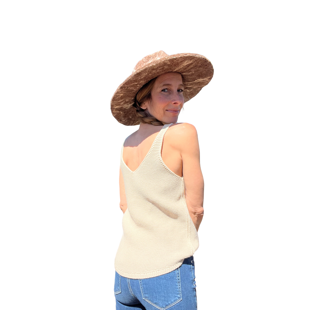 Alpaca V-Tank | Cream or Black