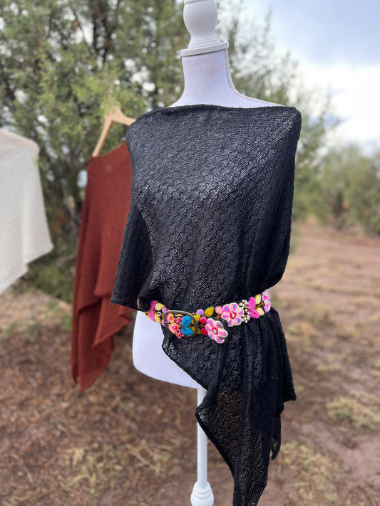 100% Alpaca Poncho
